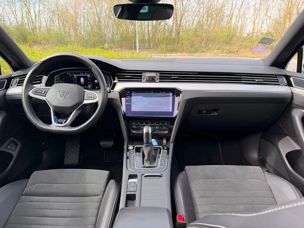 Volkswagen Passat Variant 1.4 TSI PHEV GTE PANO/DAK VIRTUAL uit 2022, foto 16