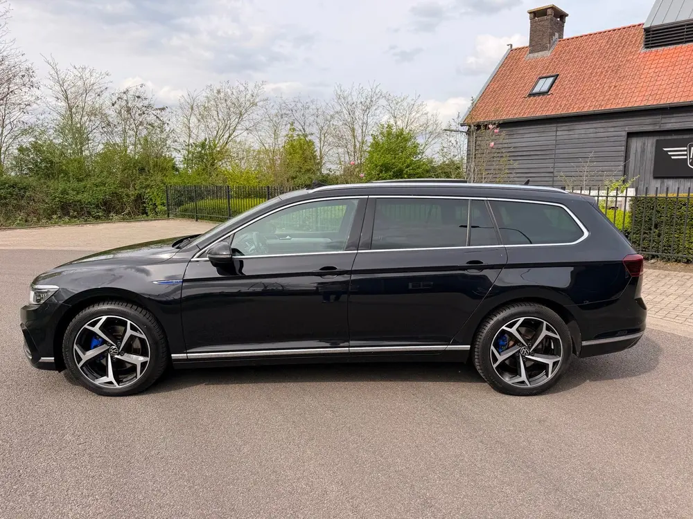 Volkswagen Passat Variant 1.4 TSI PHEV GTE PANO/DAK VIRTUAL uit 2022, foto 2