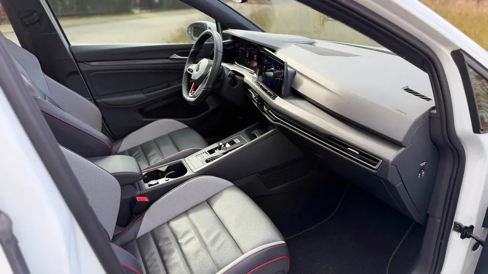 Volkswagen GOLF 2.0 TSI GTI Panoramadak Leer Stoelverwarming uit 2021, foto 17