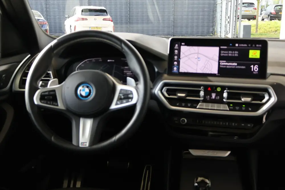 BMW X3 xDrive30e uit 2022, foto 12