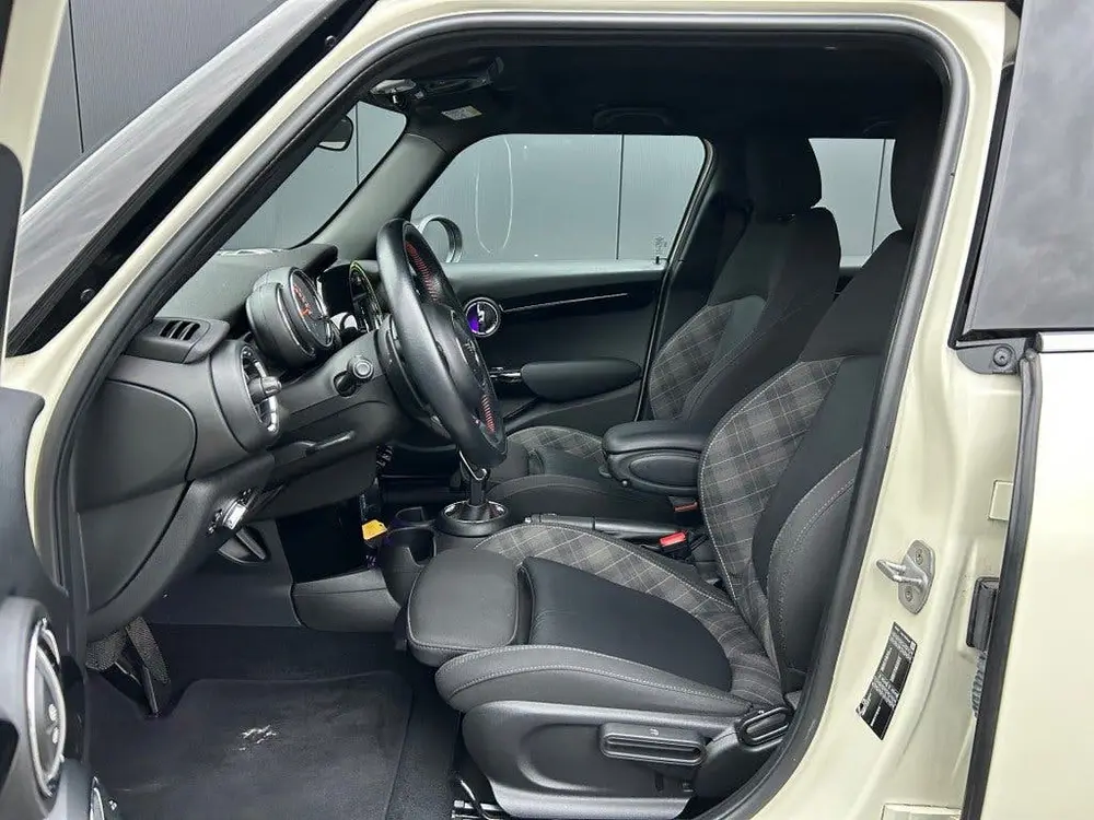 Mini Cooper S 2.0 192pk 5-Drs Automaat LED Navi Carplay uit 2019, foto 14