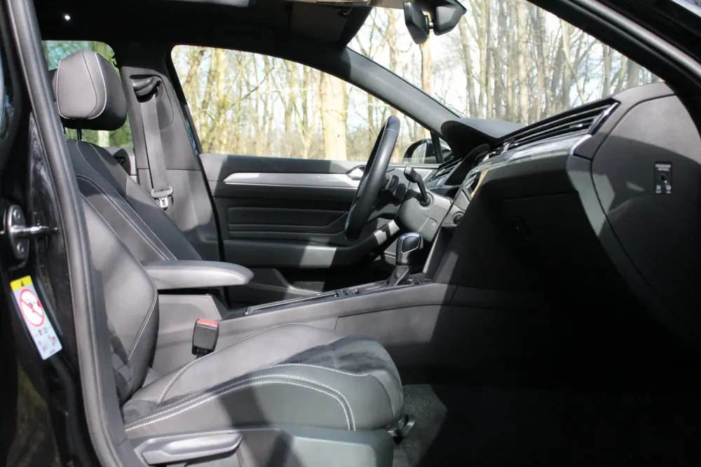Volkswagen Passat Variant 1.4 TSI PHEV GTE Business | Pano | uit 2020, foto 17