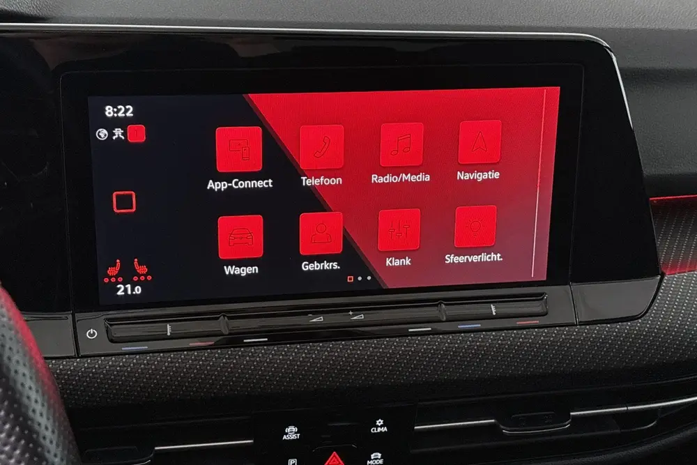 Volkswagen Golf 1.5 eTSI R-Line Panoramadak Stoel-Stuurverwa uit 2023, foto 13