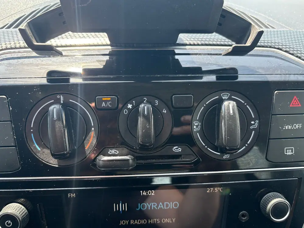 Volkswagen Up! 1.0 BMT take up! , Airco uit 2020, foto 13