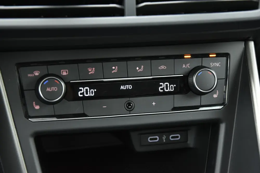 Volkswagen Polo 1.0 TSI Comfortline Business uit 2021, foto 13