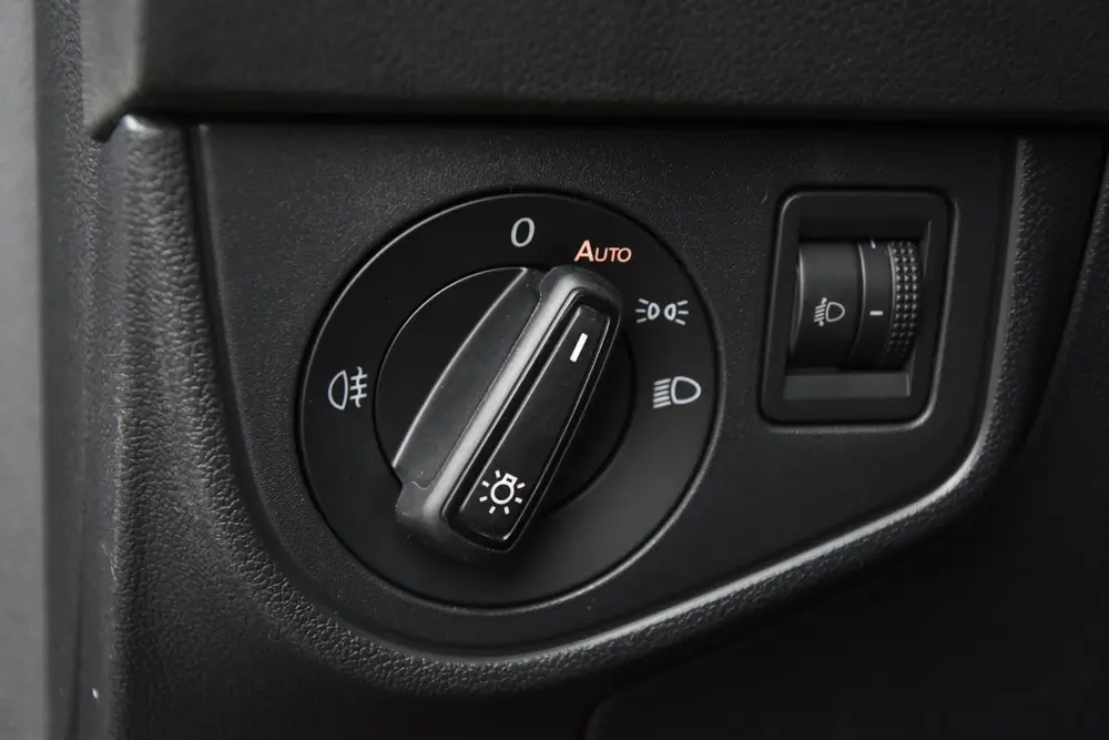 Volkswagen Polo 1.0 TSI Comfortline Business uit 2021, foto 15