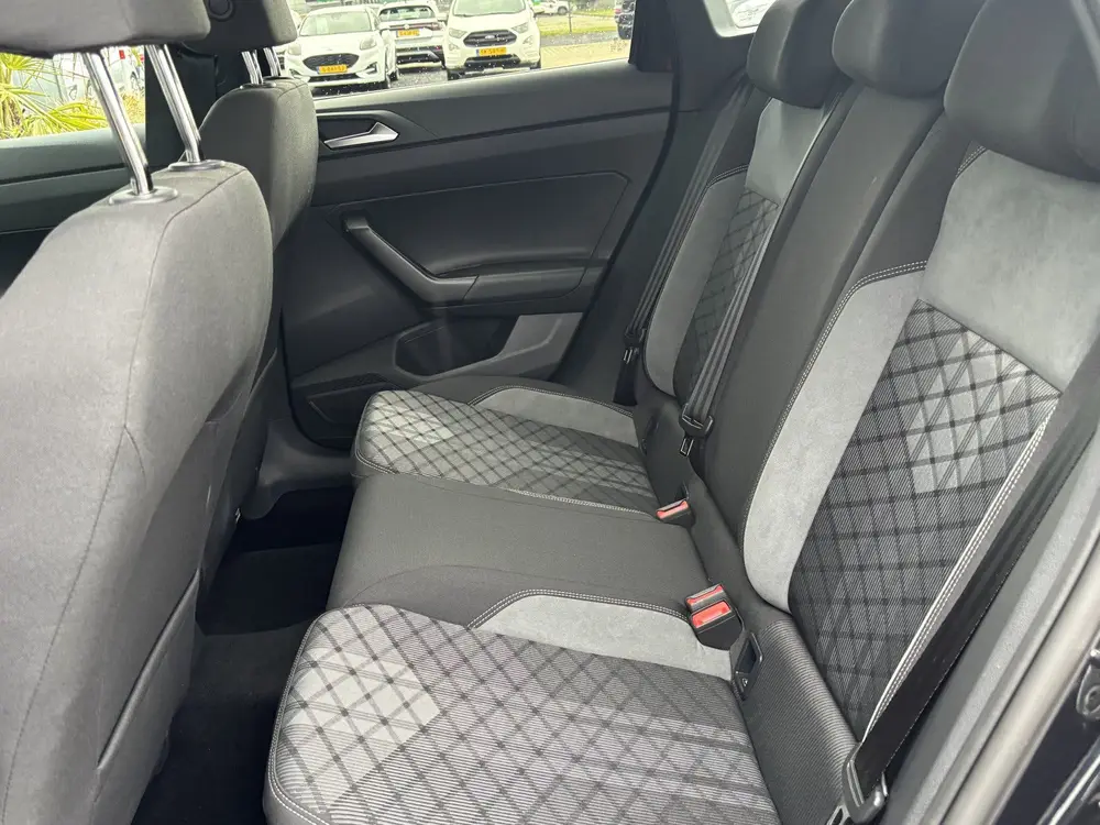 Volkswagen Taigo 1.5 TSI AUT 150 PK R-Line Business Stoelver uit 2022, foto 13