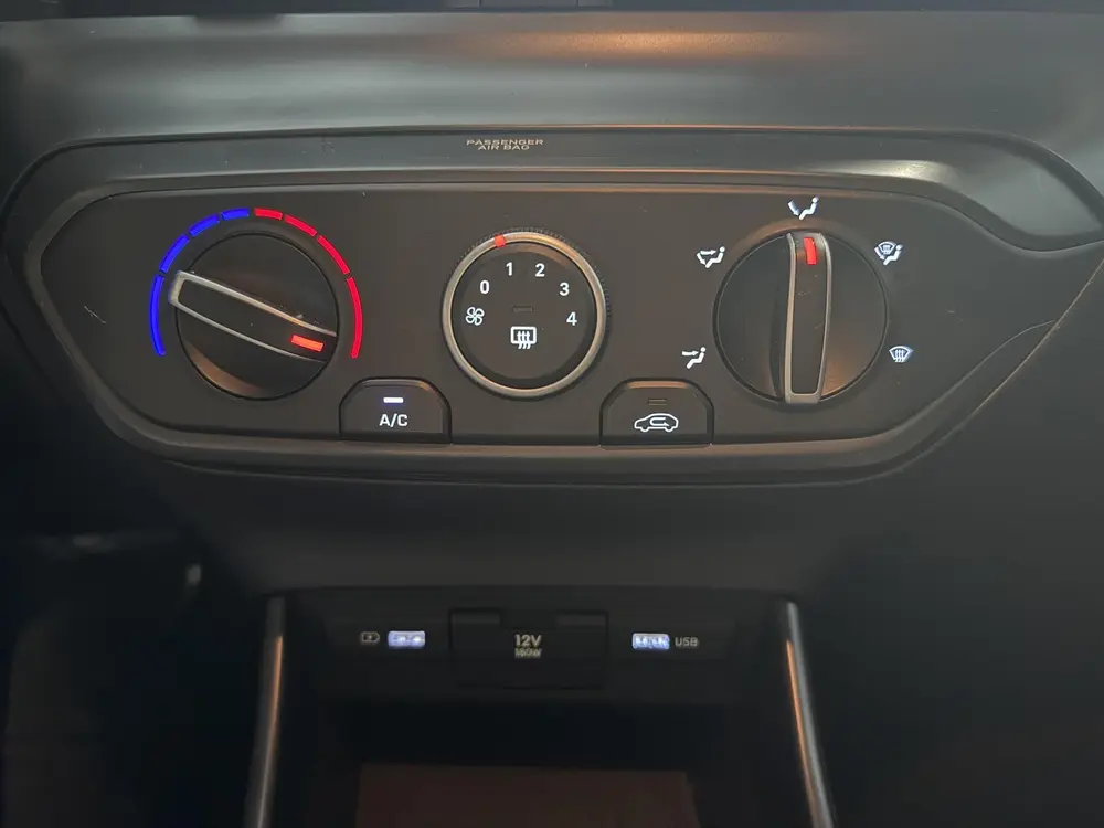 Hyundai i20 1.2 MPI Comfort Stuur en Stoel verwarming uit 2021, foto 12