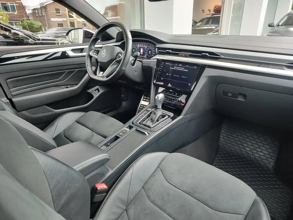 Volkswagen Arteon Shooting Brake 1.4 TSI eHYBRID R-LINE BUSI uit 2023, foto 9