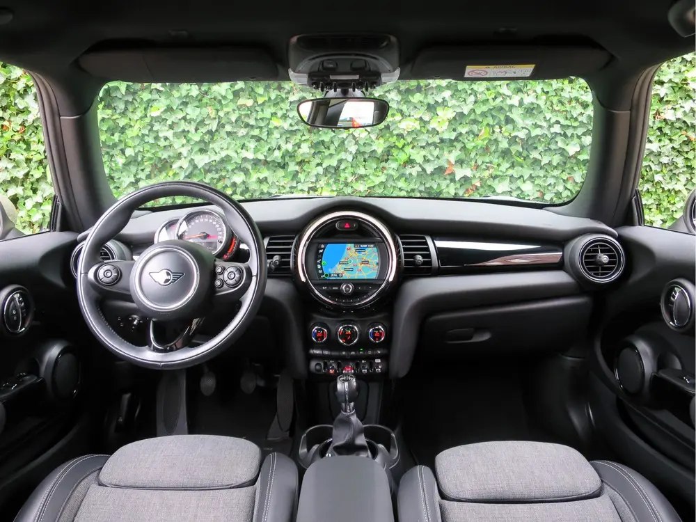 Mini Cooper 1.5 Chili F56 LCI LED uit 2019, foto 13