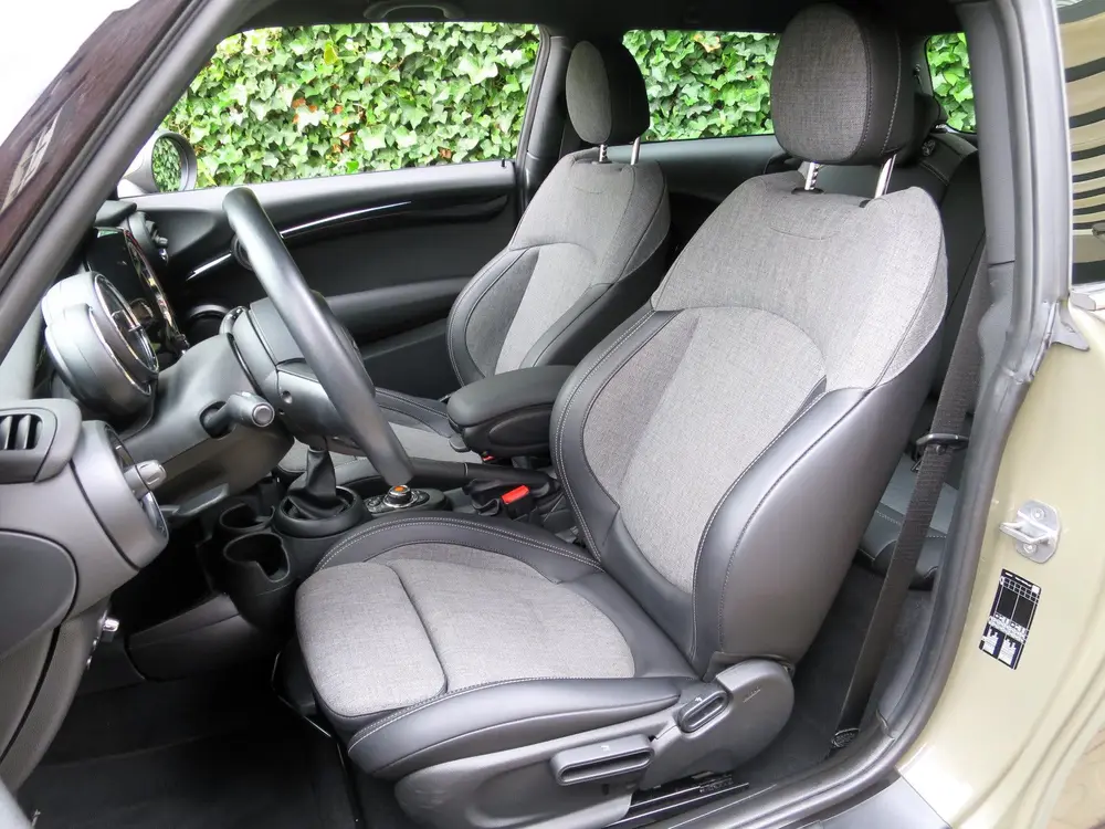 Mini Cooper 1.5 Chili F56 LCI LED uit 2019, foto 3