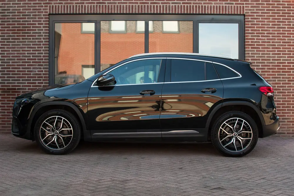 Mercedes-Benz EQA 250+ AMG Line 71 kWh uit 2023, foto 11