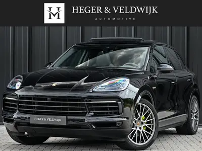 Porsche Cayenne 3.0 E-Hybrid Platinum Edition uit 2022
