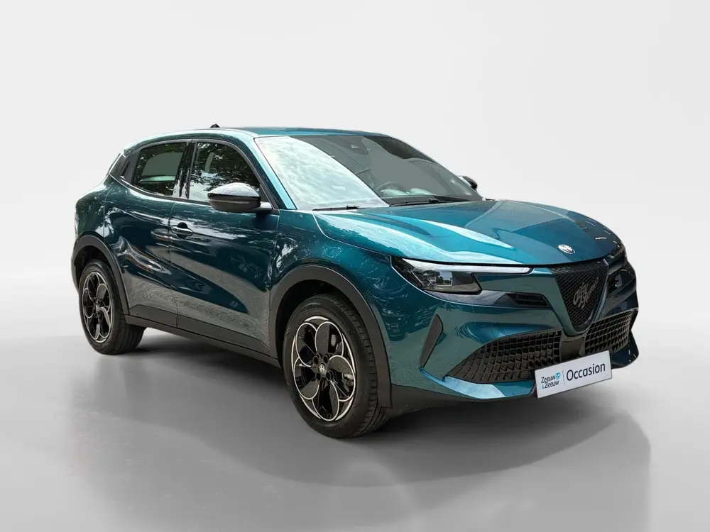 Alfa Romeo Junior Check uitvoering uit 2025, foto 12