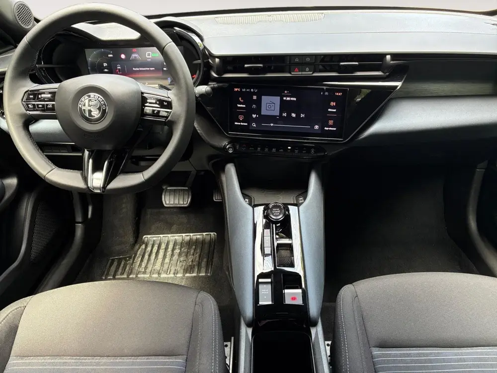 Alfa Romeo Junior Check uitvoering uit 2025, foto 20