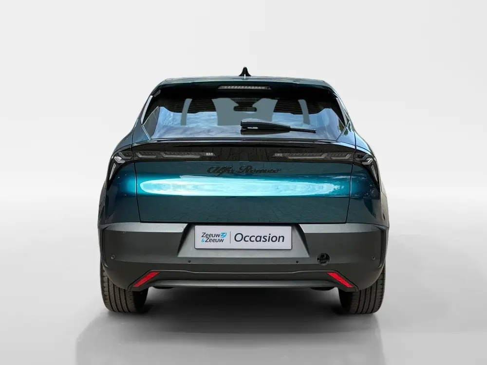 Alfa Romeo Junior Check uitvoering uit 2025, foto 9