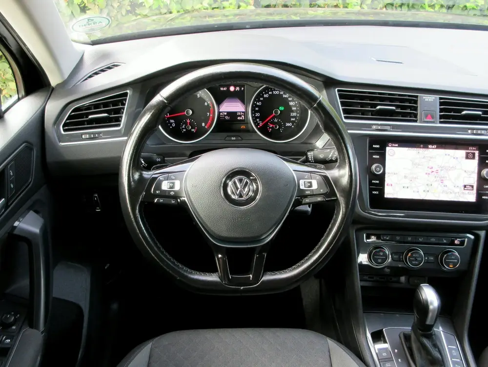 Volkswagen Tiguan 1.5 TSI Life Automaat * Trekhaak * LED * uit 2020, foto 9