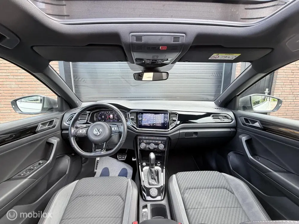 Volkswagen T-Roc 2.0 TSI 4Motion R Carplay Pano Akrapovic uit 2020, foto 13