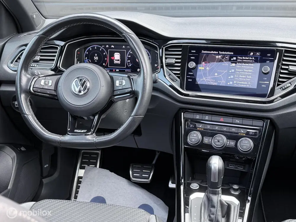 Volkswagen T-Roc 2.0 TSI 4Motion R Carplay Pano Akrapovic uit 2020, foto 14