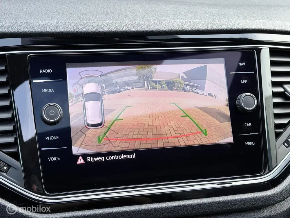 Volkswagen T-Roc 2.0 TSI 4Motion R Carplay Pano Akrapovic uit 2020, foto 19