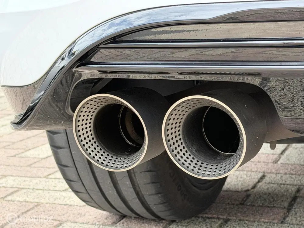 Volkswagen T-Roc 2.0 TSI 4Motion R Carplay Pano Akrapovic uit 2020, foto 9