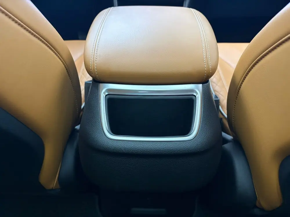 Lancia Voyager 3.6 V6 Hybride Pinnacle (bj 2023, automaat) uit 2023, foto 16