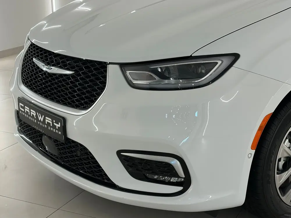 Lancia Voyager 3.6 V6 Hybride Pinnacle (bj 2023, automaat) uit 2023, foto 3