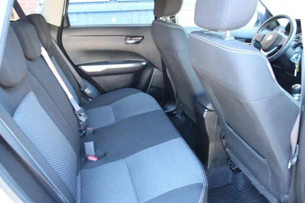 Suzuki Vitara 1.4 Boosterjet Select Smart Hybrid uit 2023, foto 10