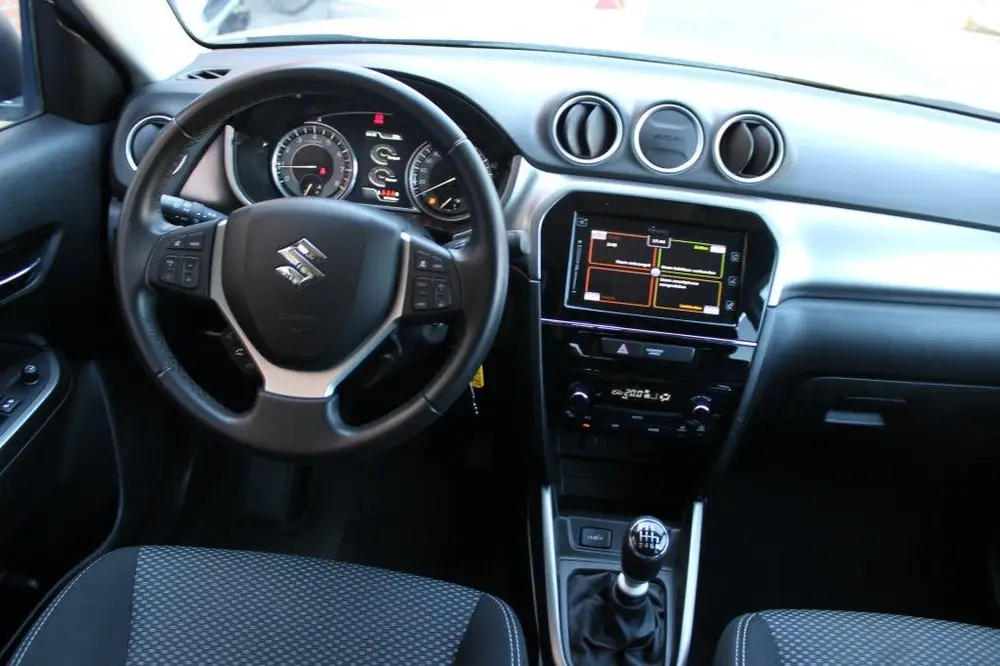 Suzuki Vitara 1.4 Boosterjet Select Smart Hybrid uit 2023, foto 2