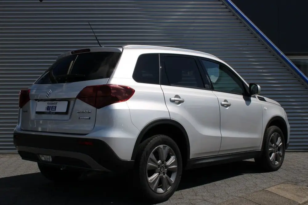 Suzuki Vitara 1.4 Boosterjet Select Smart Hybrid uit 2023, foto 3