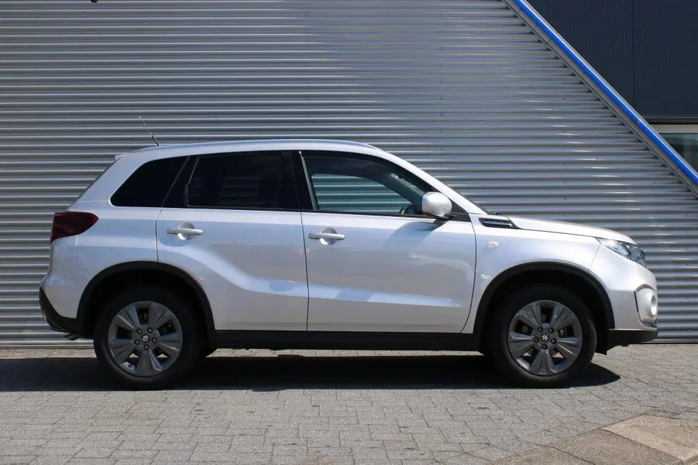 Suzuki Vitara 1.4 Boosterjet Select Smart Hybrid uit 2023, foto 7