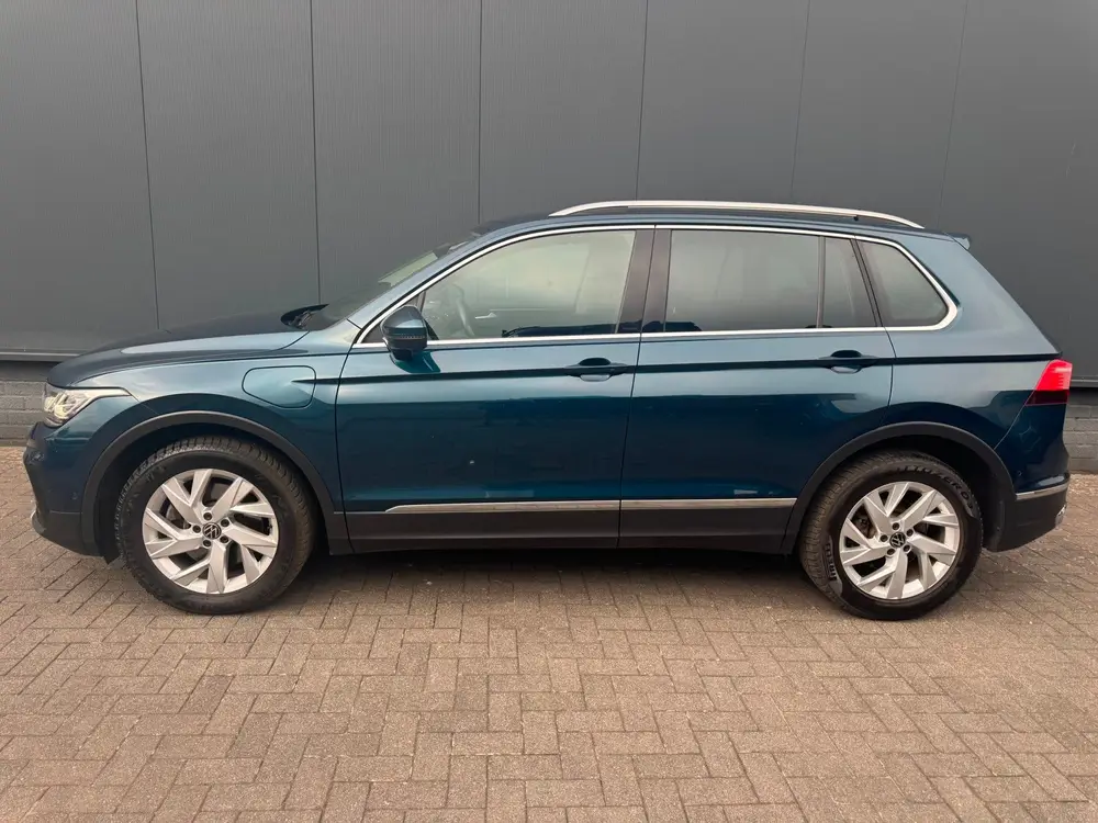 Volkswagen Tiguan 1.4 TSI eHybrid 245Pk 1E Eig!/ACC/Trekhaak uit 2023, foto 2