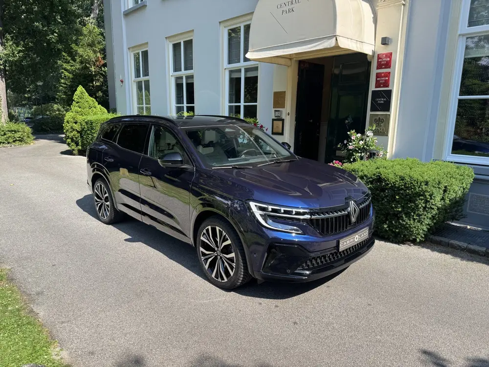 Renault Espace E-Tech full hybrid 200 7p uit 2023