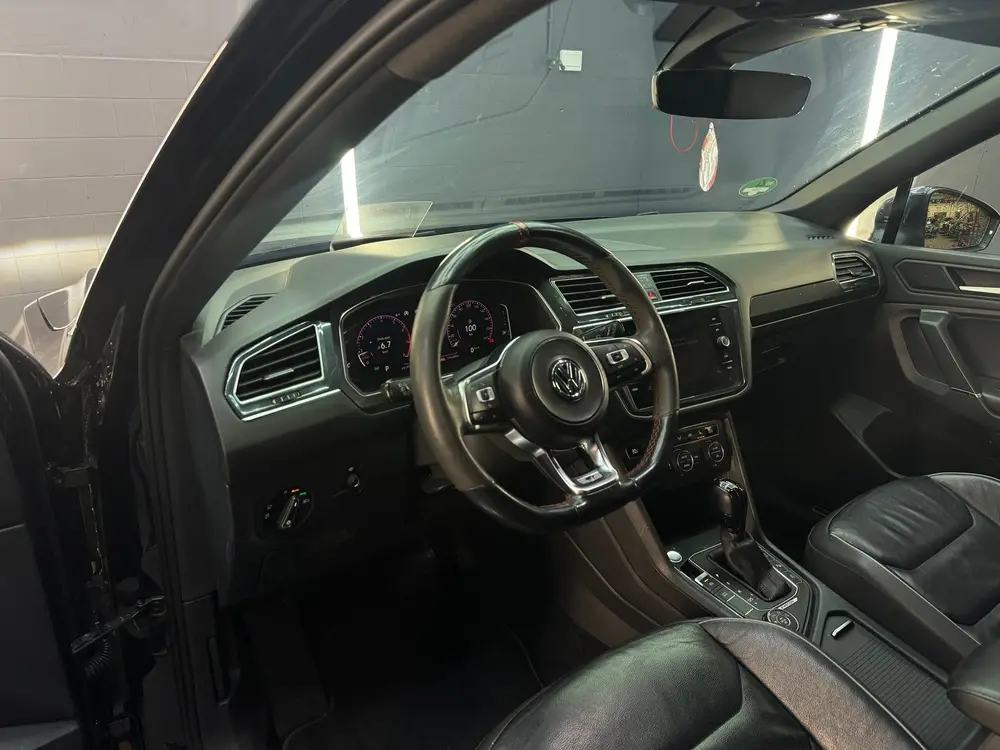 Volkswagen Tiguan Allspace 2.0 TSI 4M 3 x R Line Pano|Memory uit 2020, foto 6