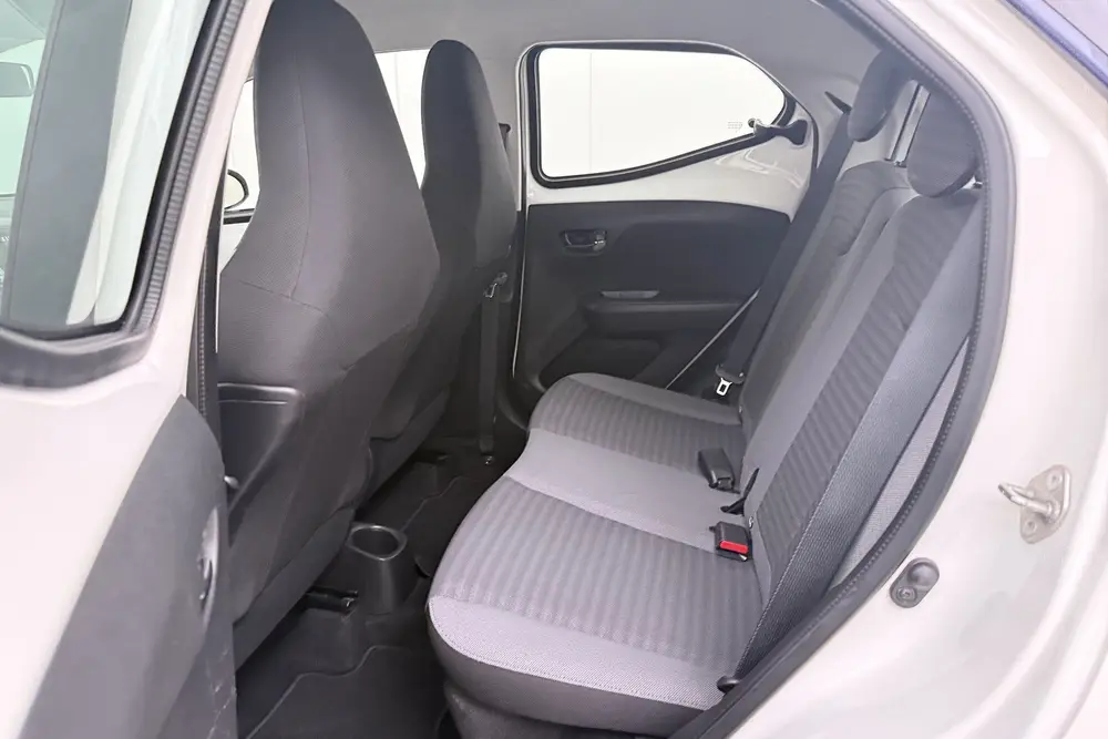 Toyota Aygo 1.0 VVT-i X-play limited Camera LED Bluetooth uit 2019, foto 12