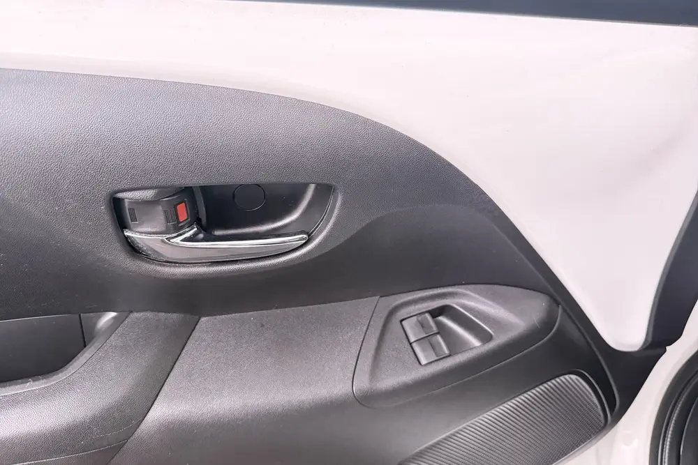 Toyota Aygo 1.0 VVT-i X-play limited Camera LED Bluetooth uit 2019, foto 16