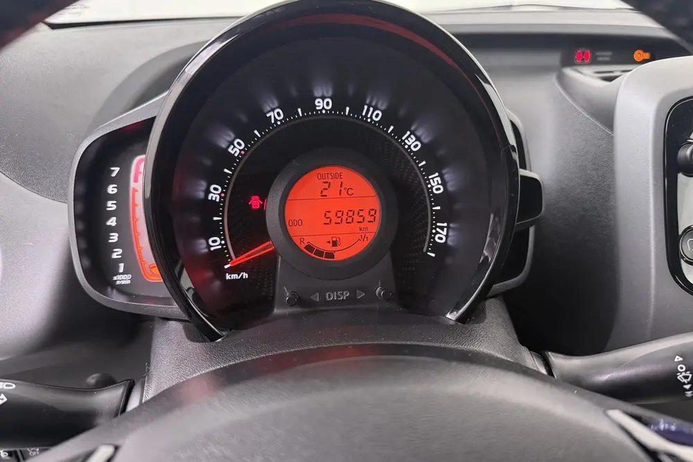 Toyota Aygo 1.0 VVT-i X-play limited Camera LED Bluetooth uit 2019, foto 20