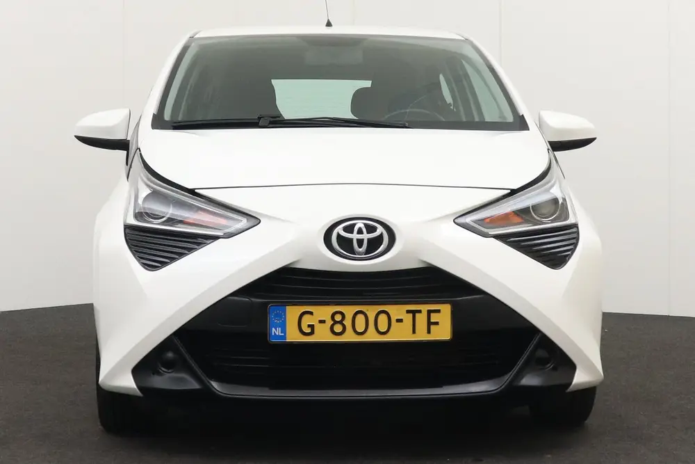 Toyota Aygo 1.0 VVT-i X-play limited Camera LED Bluetooth uit 2019, foto 3