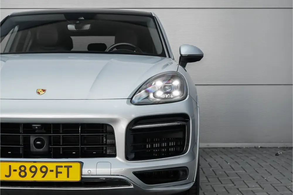 Porsche Cayenne Cayenne Coupé 3.0 E-Hybrid Sport Design Pano ACC 4W uit 2020, foto 18