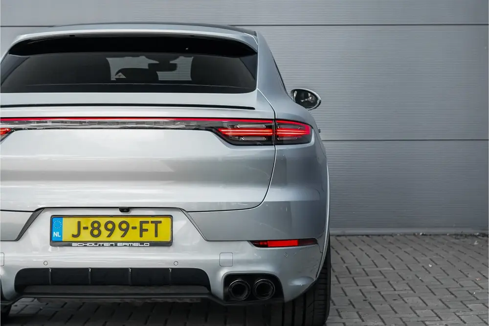 Porsche Cayenne Cayenne Coupé 3.0 E-Hybrid Sport Design Pano ACC 4W uit 2020, foto 19