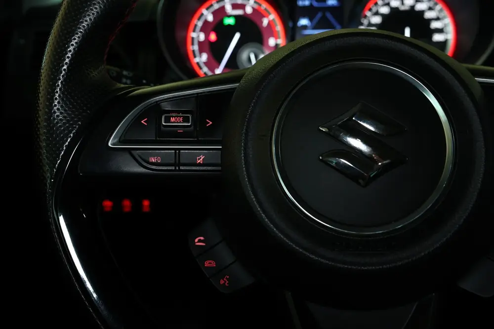 Suzuki Swift 1.4 Sport NAVI CARPLAY CAMERA ACC LANE STO uit 2019, foto 16