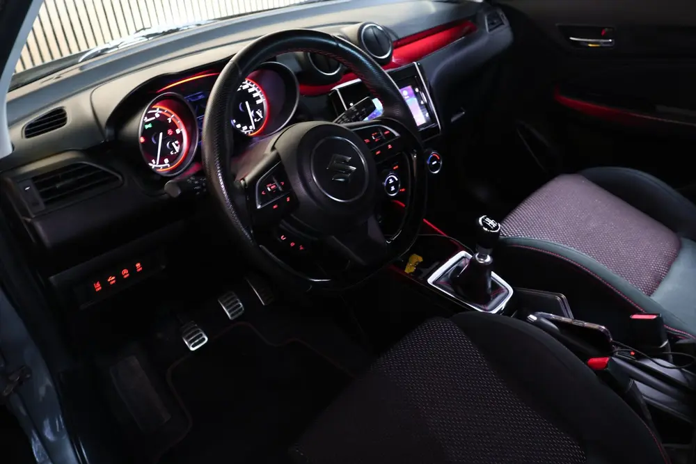 Suzuki Swift 1.4 Sport NAVI CARPLAY CAMERA ACC LANE STO uit 2019, foto 20