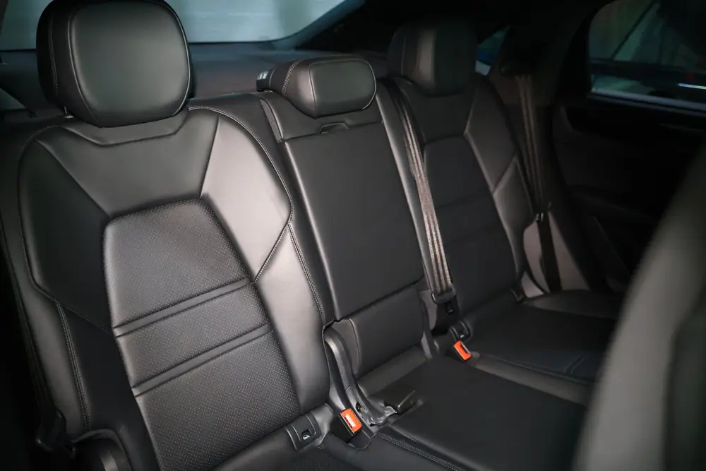 Porsche Cayenne Cayenne Coupé 3.0 E-Hybrid KRIJT NAVI CAMERA TREKHA uit 2020, foto 20