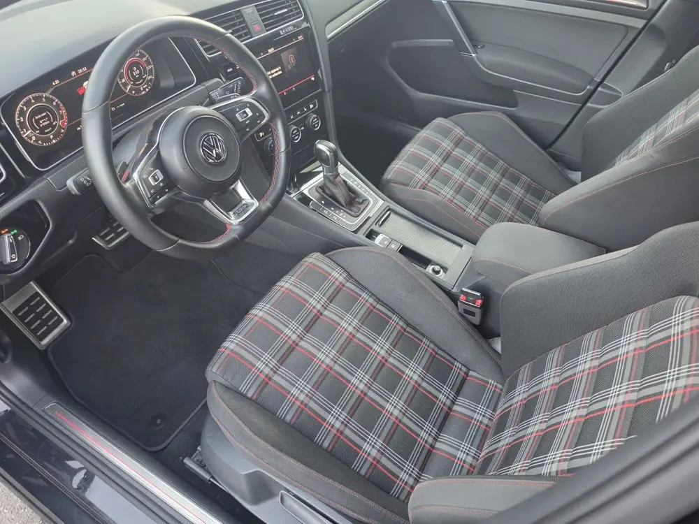 Volkswagen Golf VII Golf GTI 2.0 TSI 290pk 7-DSG 2019 Zwart uit 2019, foto 10