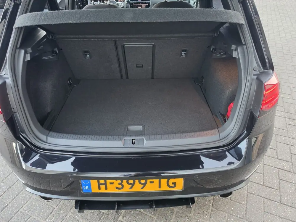 Volkswagen Golf VII Golf GTI 2.0 TSI 290pk 7-DSG 2019 Zwart uit 2019, foto 14