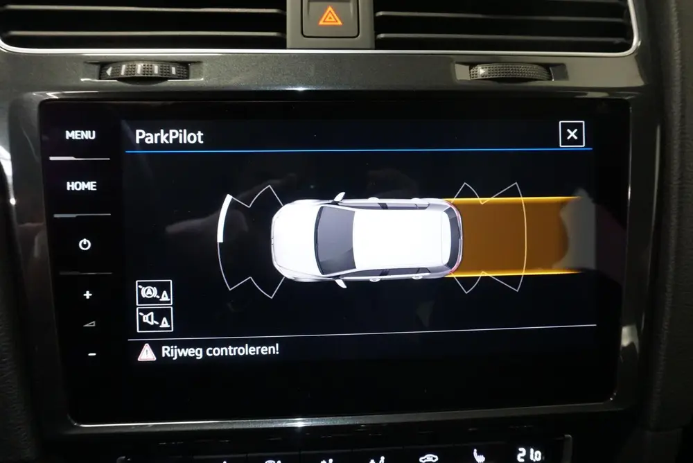 Volkswagen E-Golf Edition Navigatie Climate Control Parkeer uit 2019, foto 15