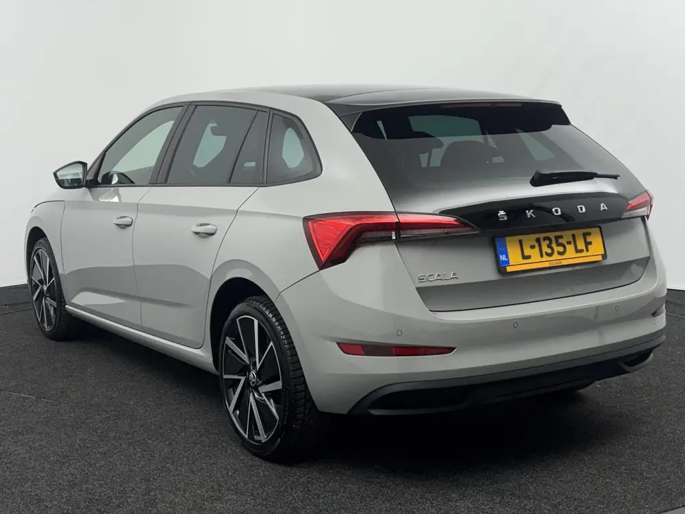 Skoda Scala 1.0 TSI 110pk DSG Sport Business uit 2021, foto 6