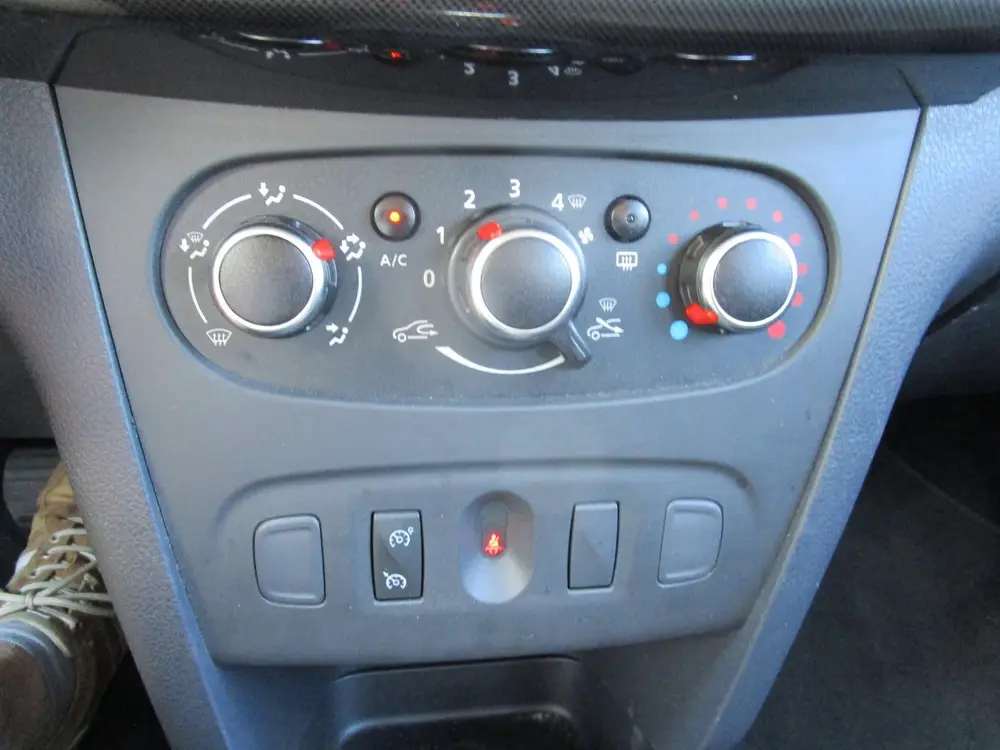 Dacia Sandero 0.9 TCe Tech Road airco, navi automaat mooi uit 2020, foto 17