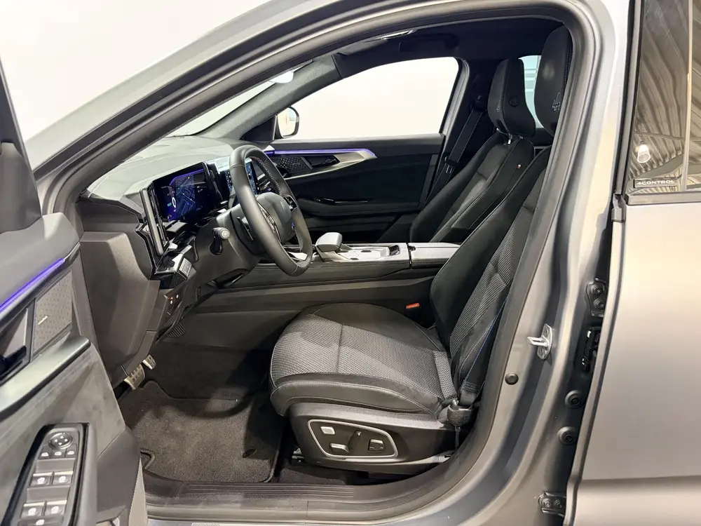 Renault Espace 200PK E-Tech Full Hybrid Esprit Alpine 7p. uit 2025, foto 11