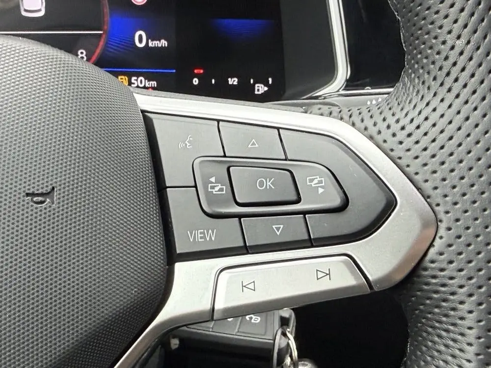 Volkswagen T-Roc 1.5 TSI R-Line Carplay Camera Led Acc Trekh uit 2025, foto 11